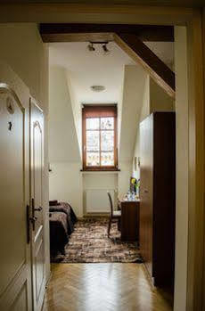 Royal Route 29 Comfort Guest house 3*